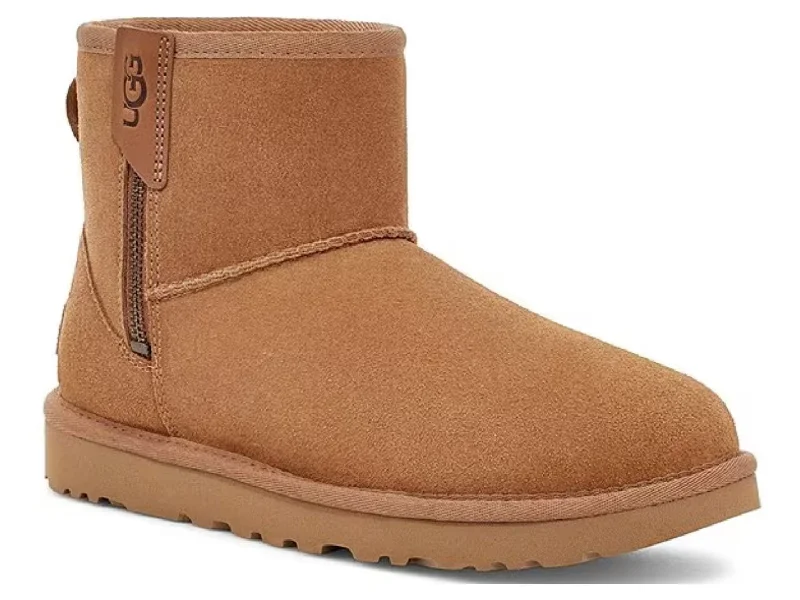 UGG: Classic Mini Bailey Zip