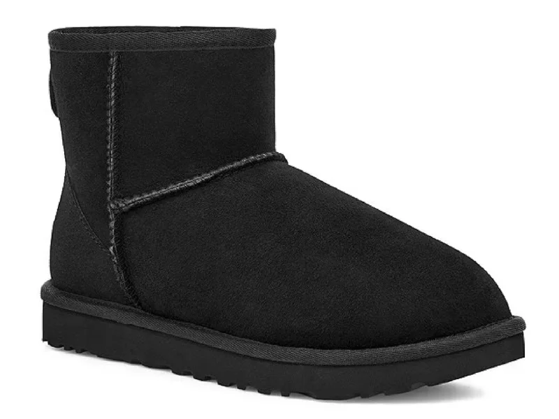 UGG: Classic Mini II in Black