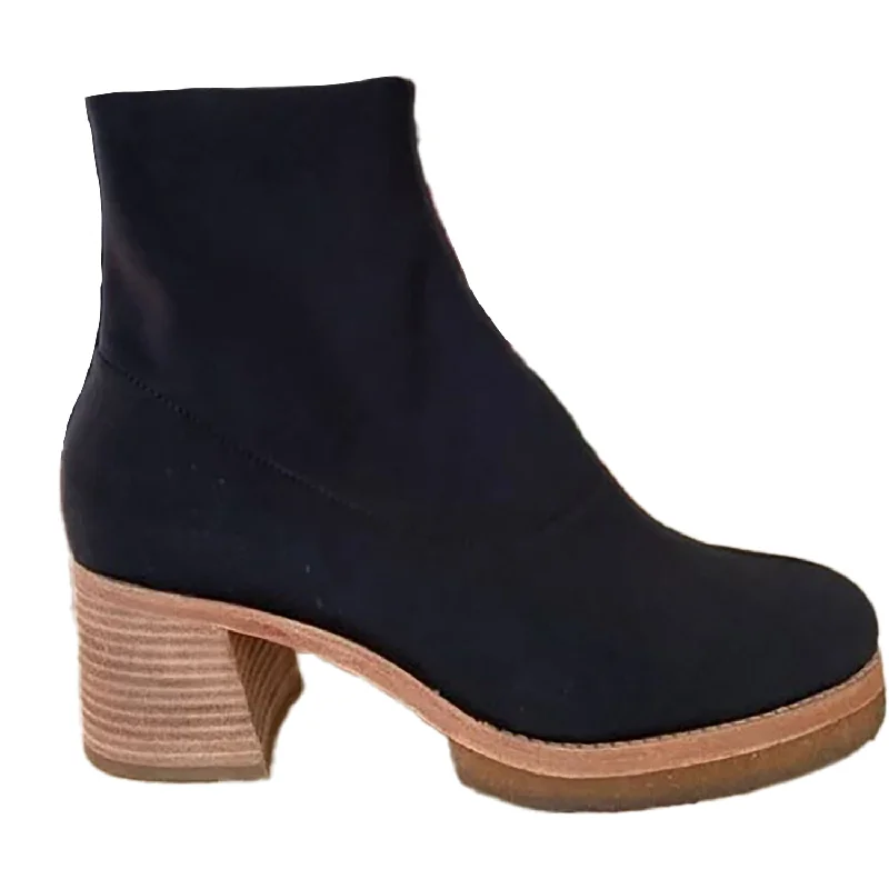 Women's Clarks Nadia Black Synthetic